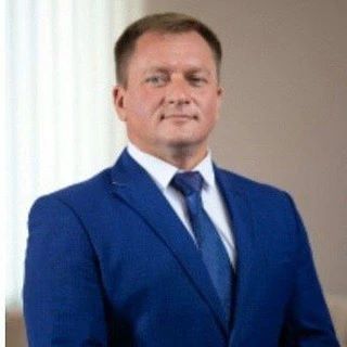 🚗 В Геленджике чиновники устроили себе покатушки на служебных машинах