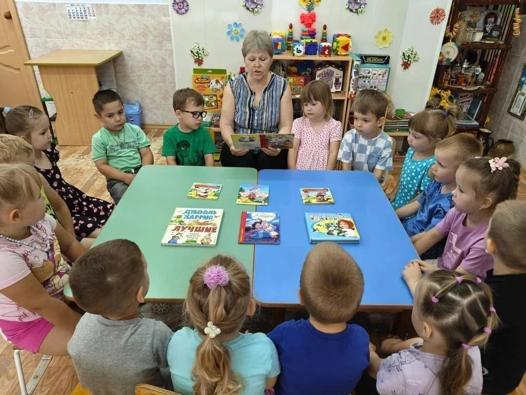В Российской Федерации 🇸🇮живет более 8️⃣0️⃣ народов и народностей. Это и русские, и татары, и чува