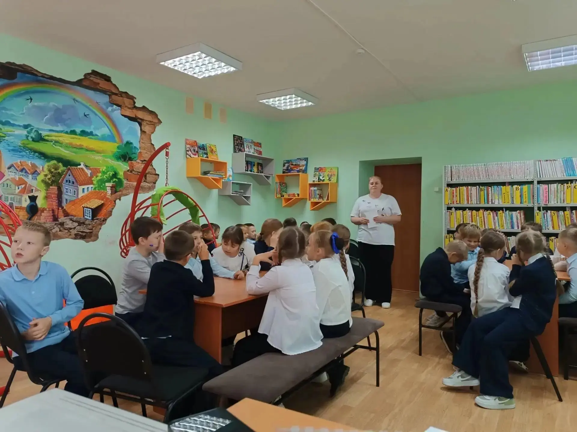 2 сентября в нашей библиотеке было шумно, весело и очень познавательно — мы провели кви...