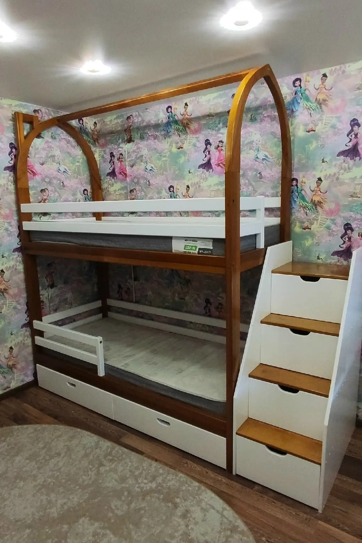 Продам кровать, подробности в лс.