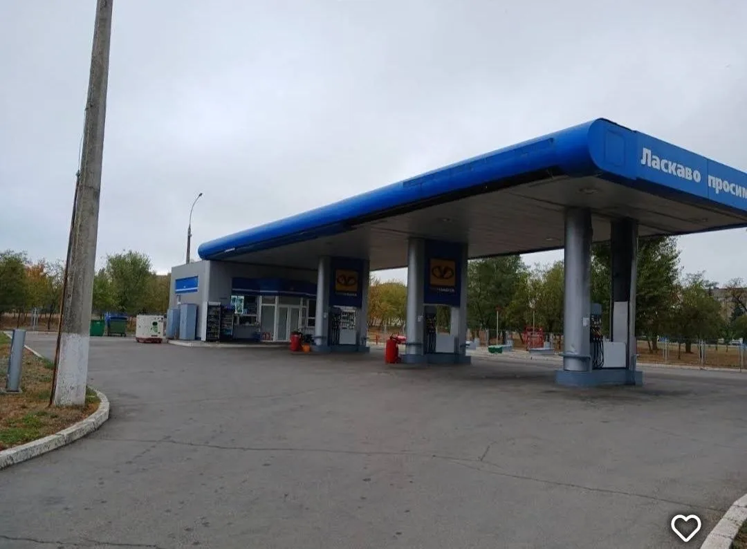 Последствия удара Герани по АЗС в Никополе Днепропетровской области.