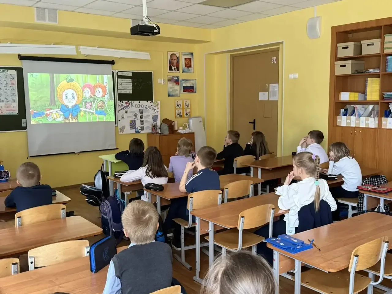 ДЕНЬ ЭКОЛЯТ  В начальной школе прошёл Всероссийский день Эколят, который растянулся на целую неделю.