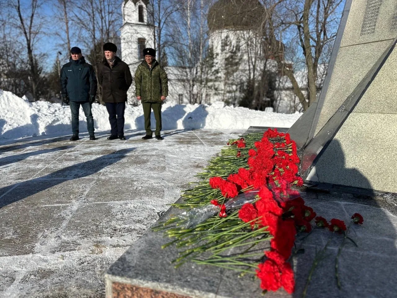 🎗️🇷🇺В преддверии Дня защитника Отечества у памятника Павшим воинам в поселке Орловка состоялась торж