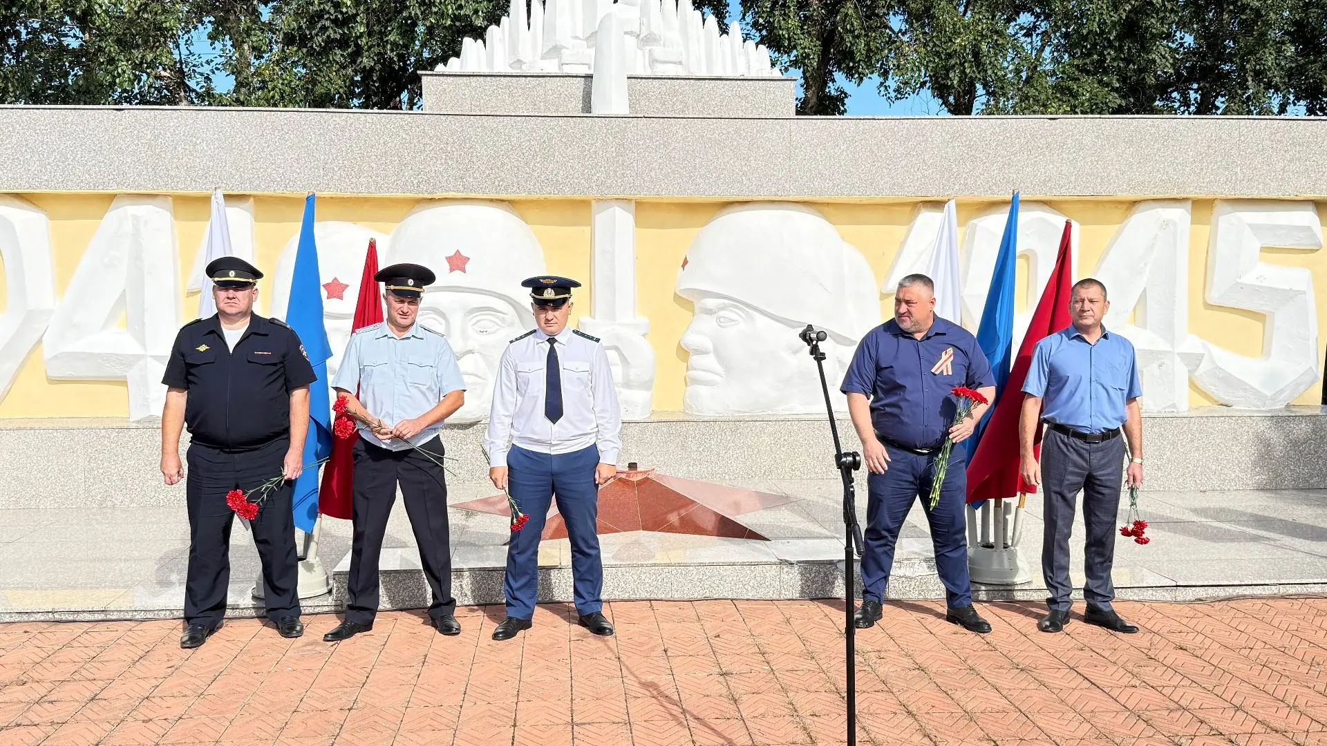В Партизанском муниципальном округе отдали дань уважения героям прошлого и почтили памя...