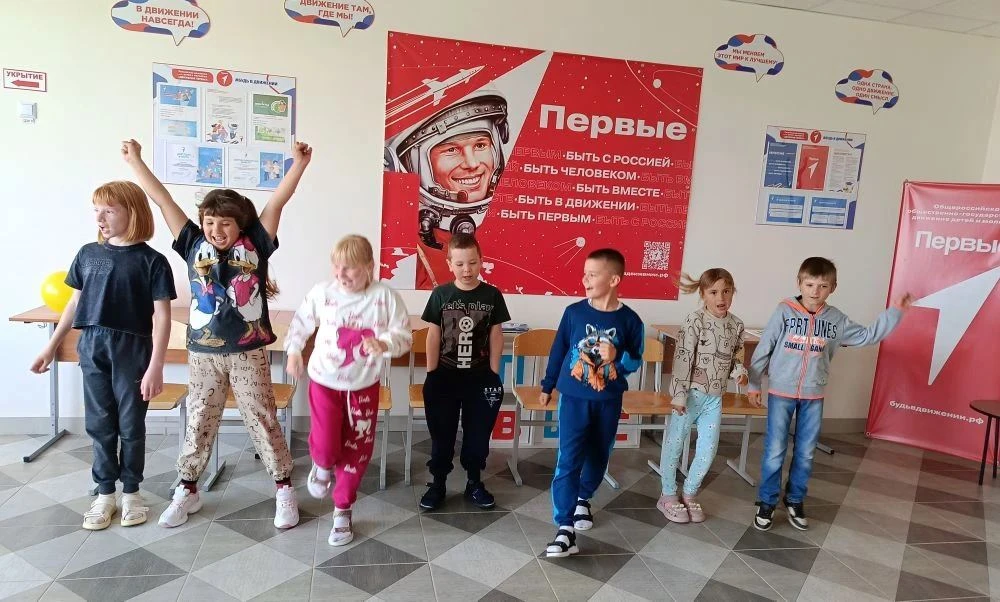 🎉 Ура! Сегодня в нашей школе торжественно открылся пришкольный лагерь дневного пребыва...