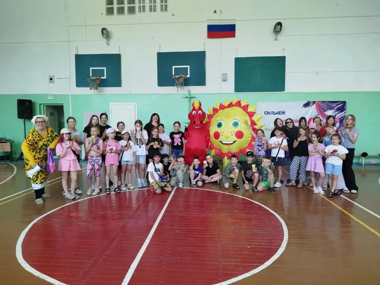 Одиннадцатый день пришкольной площадки прошел под знаком блогерства! 📱 

🤩Сегодня ребята перевопло