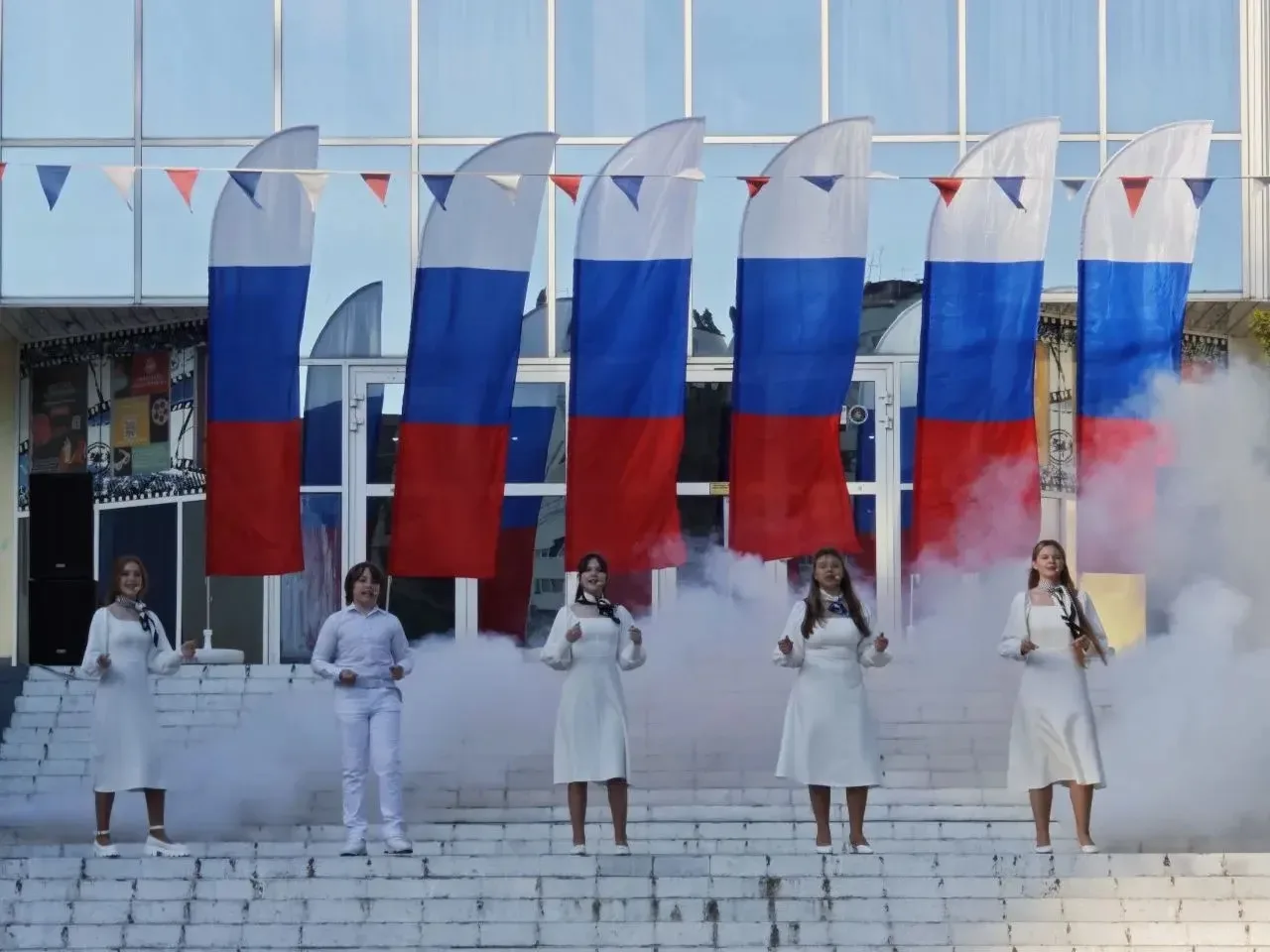 🎤 «Лантана» — лауреат фестиваля «Новое поколение – 2026» 🎶

Вокальный ансамбль «Лантана» (руководи