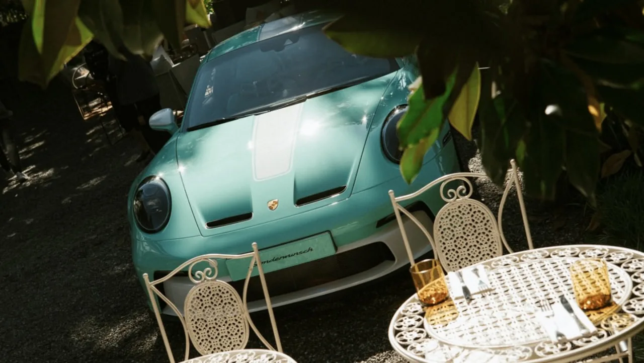 Два одинаковых Porsche почти невозможно встретить случайно