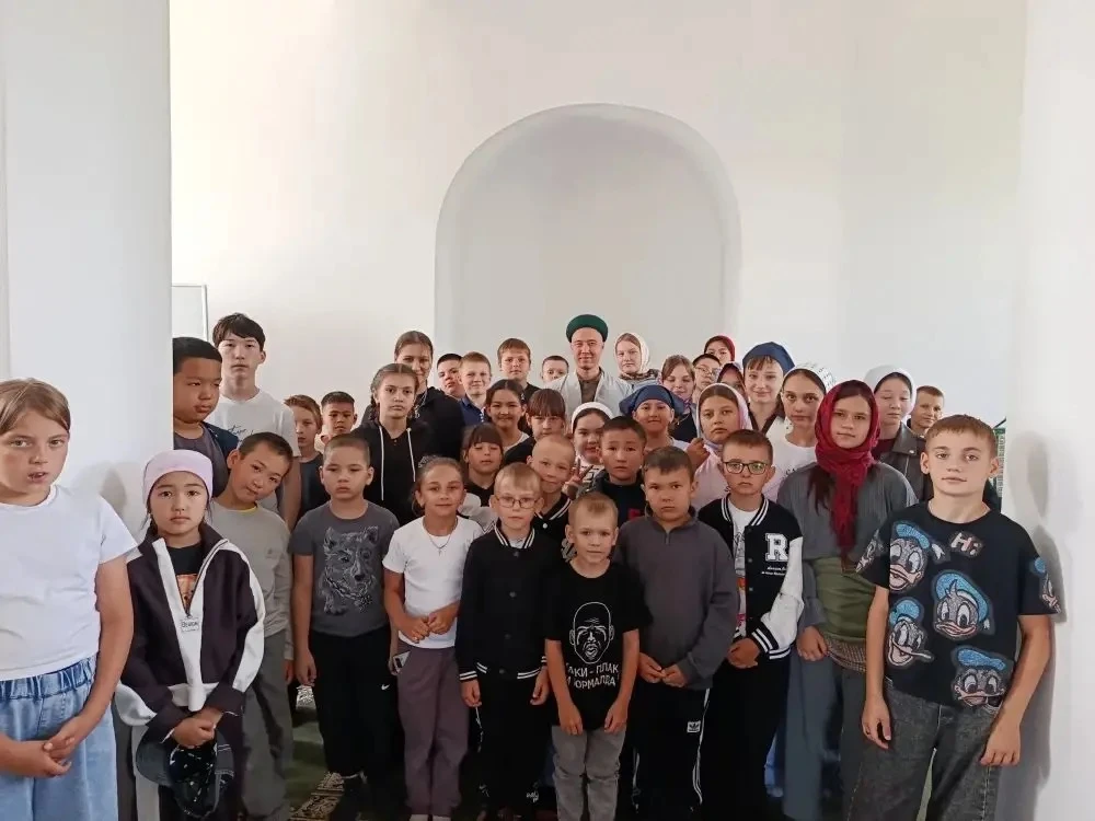 🌞 Пятый день в ЛДП «Романтика» стал настоящим праздником для ребят! 🎉

Утро началось с бодрящей за