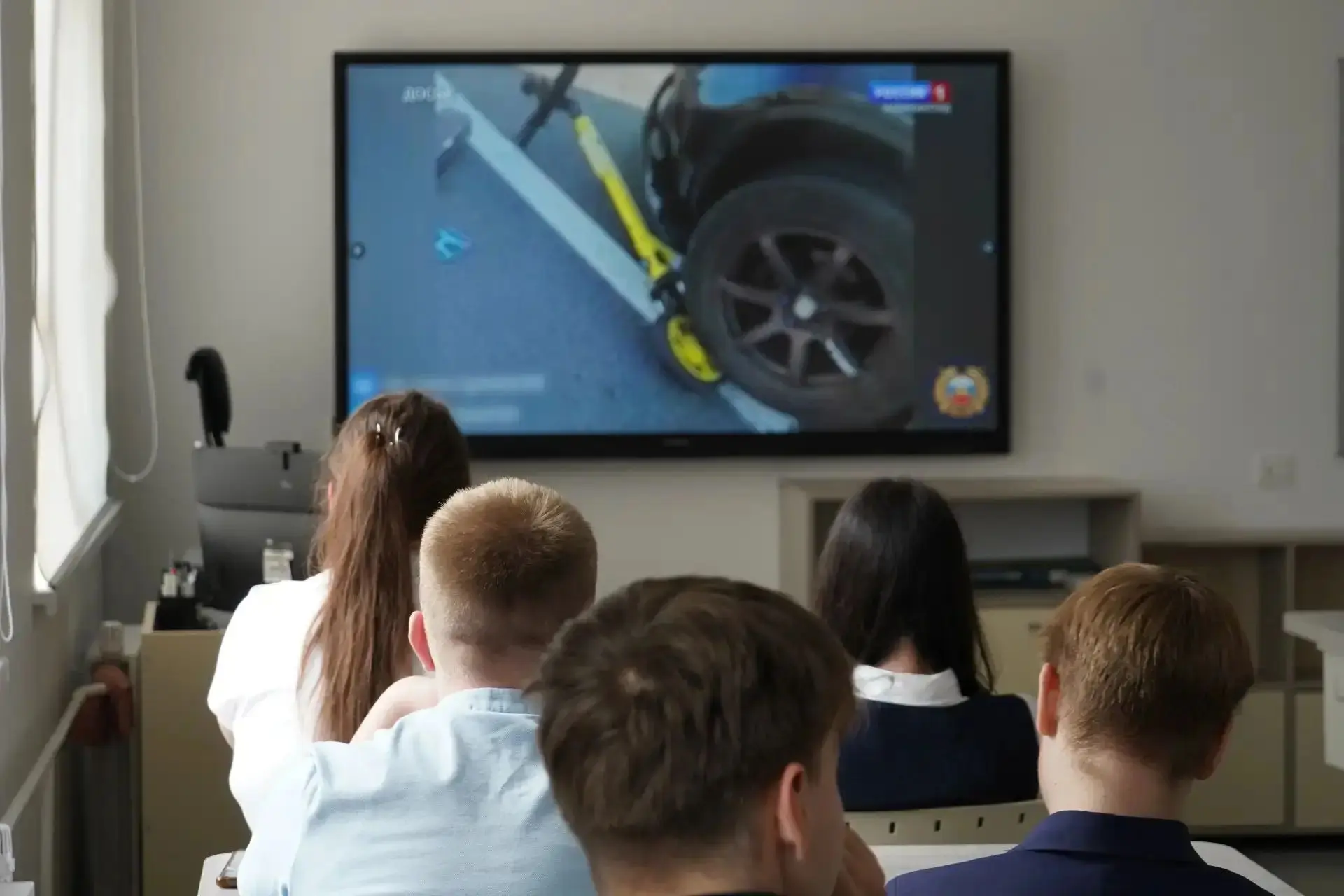 🛴 Для обучающихся Шатурского лицея провели урок безопасности, посвящённый правилам пер...