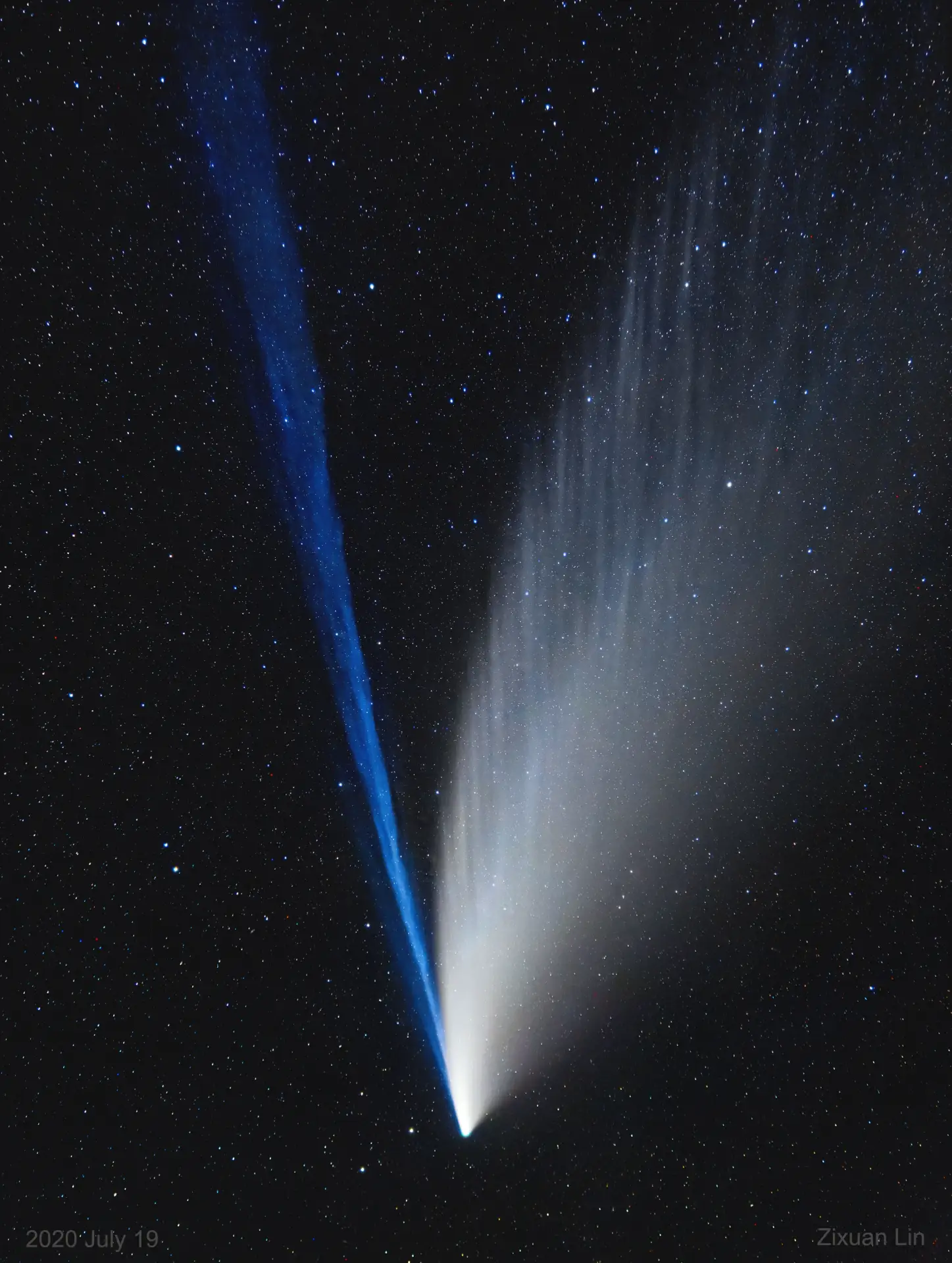 Структурированные хвосты кометы NEOWISE [Космокадр 22.07.2020]