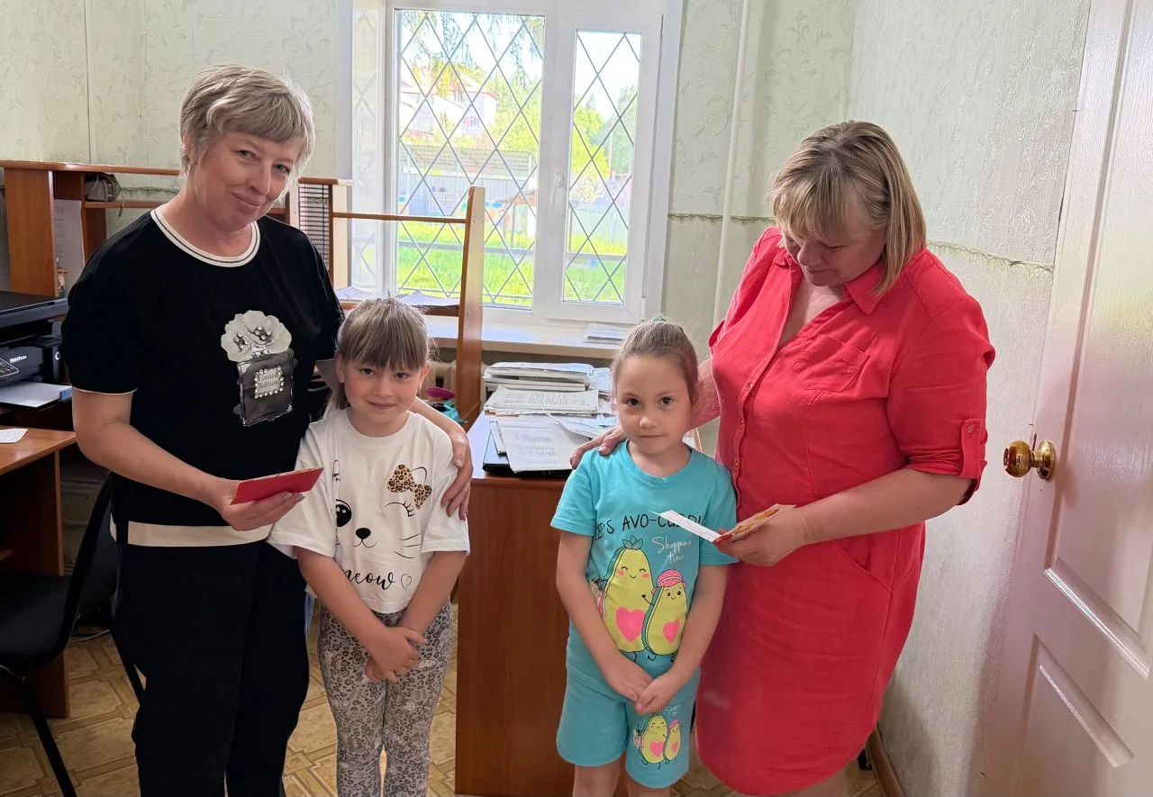 А у нас скоро выпускной 👩‍🎓 🧑‍🎓