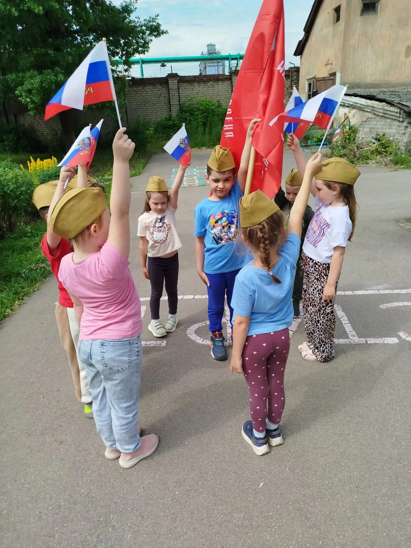 🕊Сегодня, 22 июня, — День памяти и скорби. В нашем детском саду мы почтили память тех,...