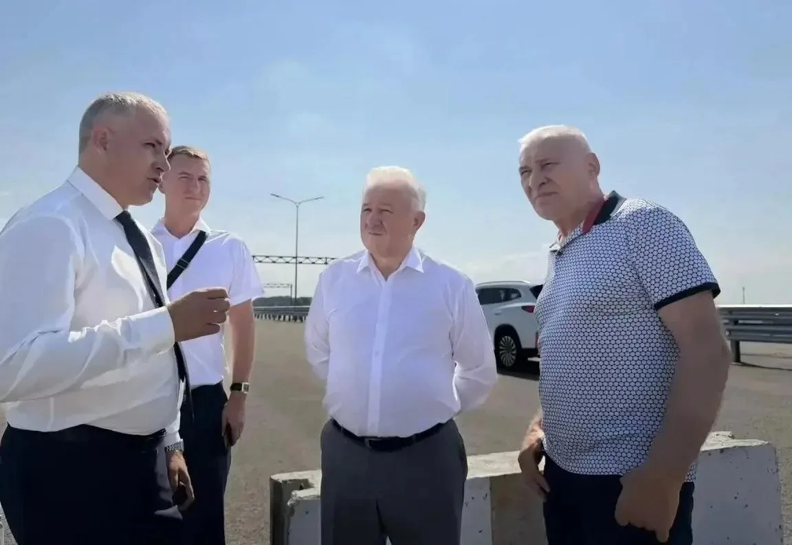 🚧 Евгений Москвичев посетил Среднеахтубинский район
