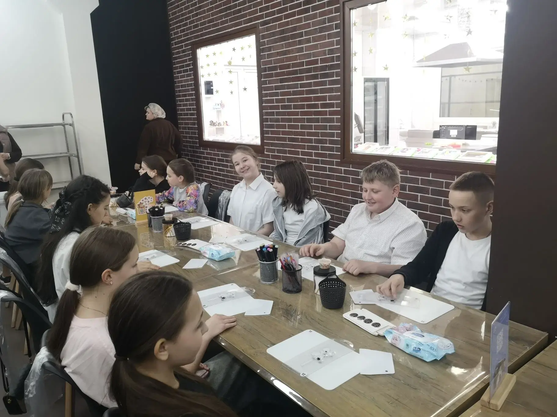 🍯 Пряничное приключение 5-х классов! 🎨✨  25 марта ученики 5«Б» и 5«Г» классов отправились в самое вк