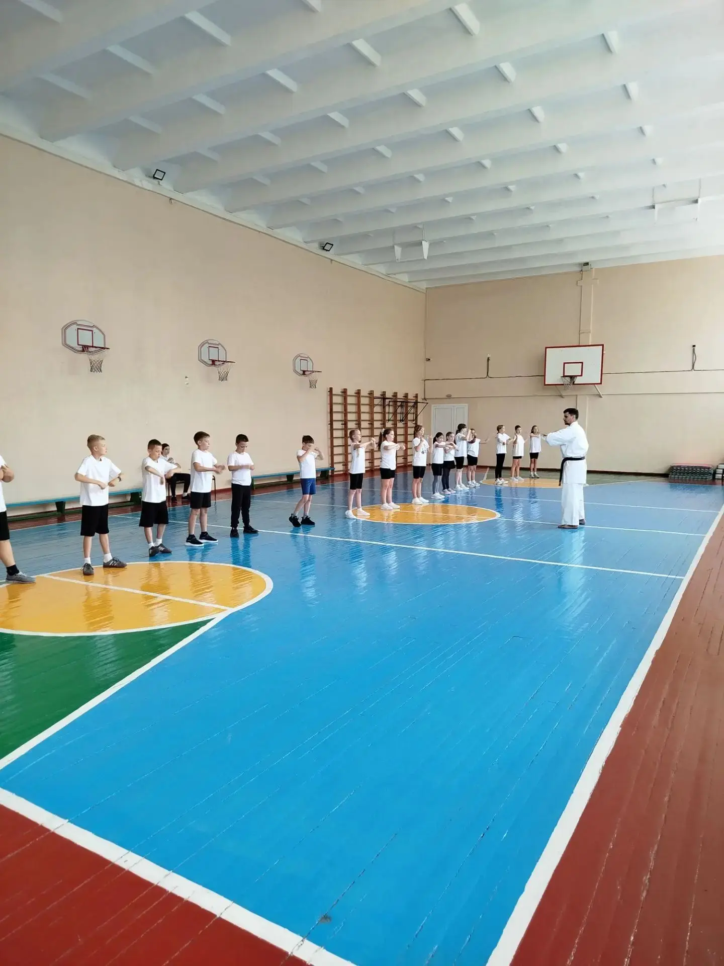 🥋 Неделя дополнительного образования: открытая тренировка по киокусинкай!