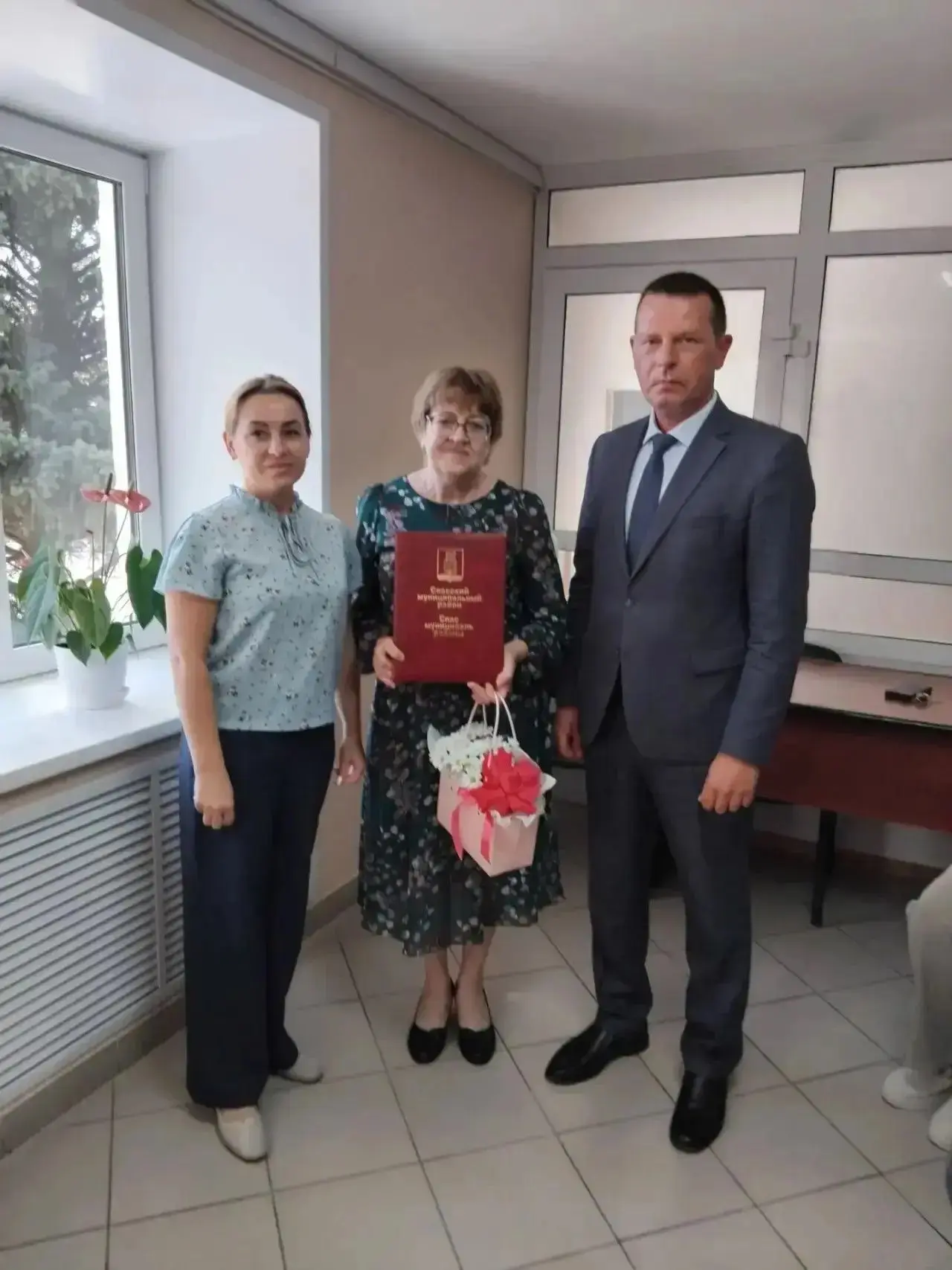 Сегодня в КЦСОН «Рассвет» прошло собрание коллективов соцсферы. Мероприятие выдалось на...
