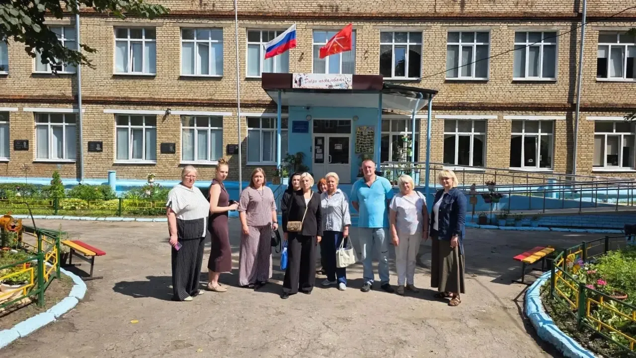 Депутаты Тульской городской Думы, члены фракции «Единая Россия», принимают участие в приемке образов