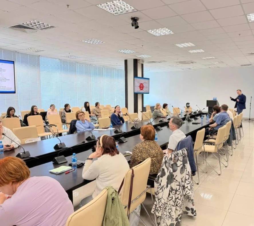 🌐 Вчера во Владивостоке состоялся краевой семинар, посвящённый редким заболеваниям и сложным клинич