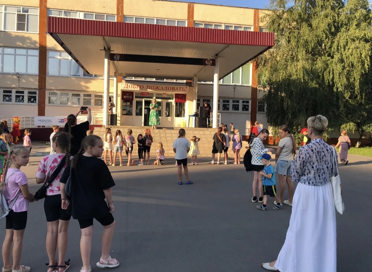 🎉 Праздник двора в лицее № 11: море радости и единства! 🎉