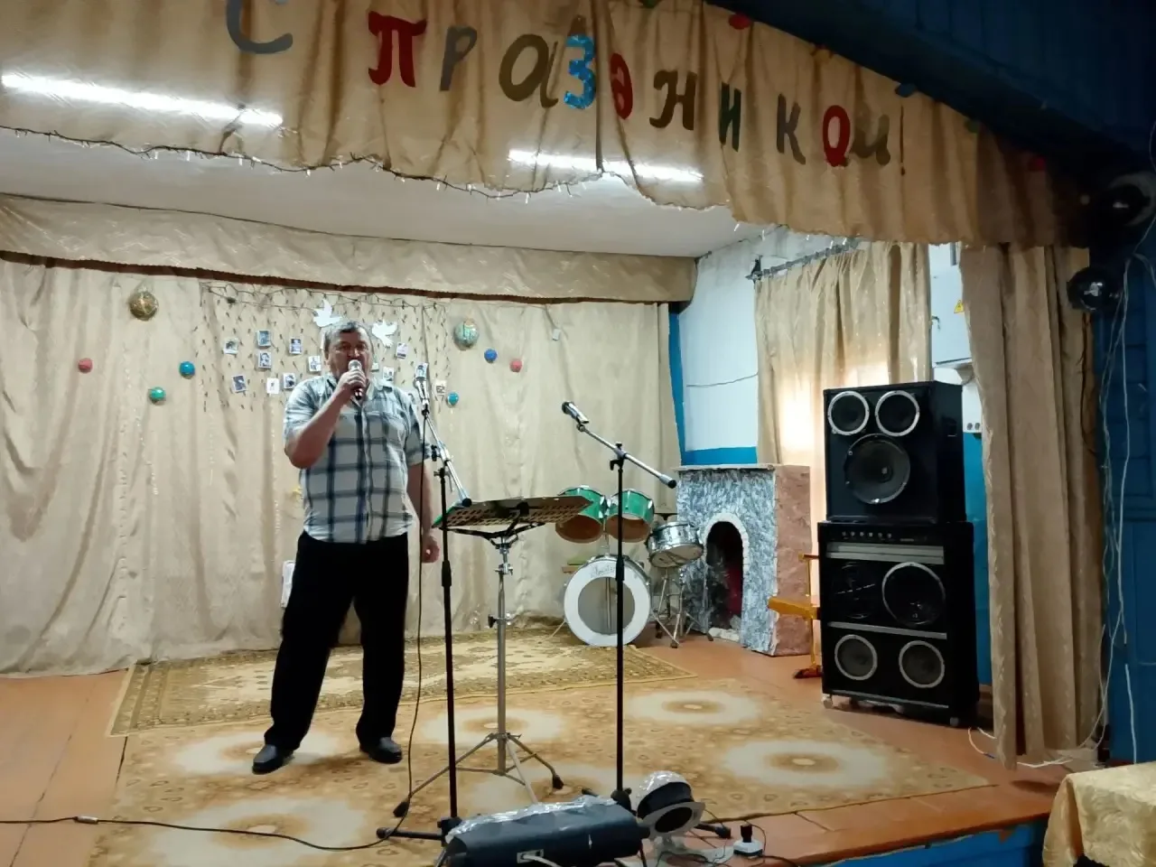 «Песни, которые живут»: вечер памяти Владимира Высоцкого в Усвятье 🎤🕯️
25 июля — особая дата в кул