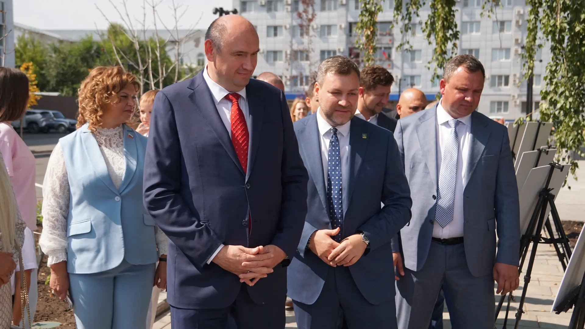 Сегодня в Бузулуке работал губернатор Евгений Солнцев. Посетили молодежный центр «Единс...
