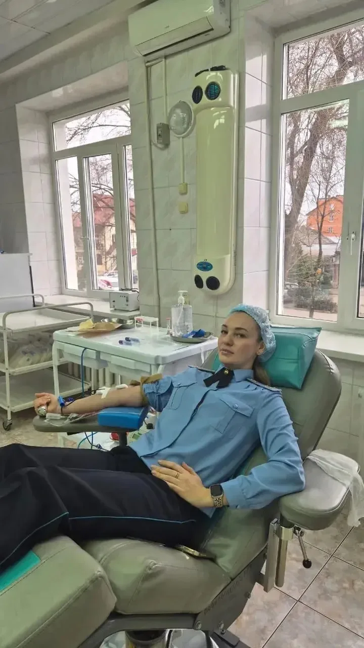 Сотрудники ГУФССП России по Краснодарскому краю приняли участие в донорской акции «Спаси жизнь» и по