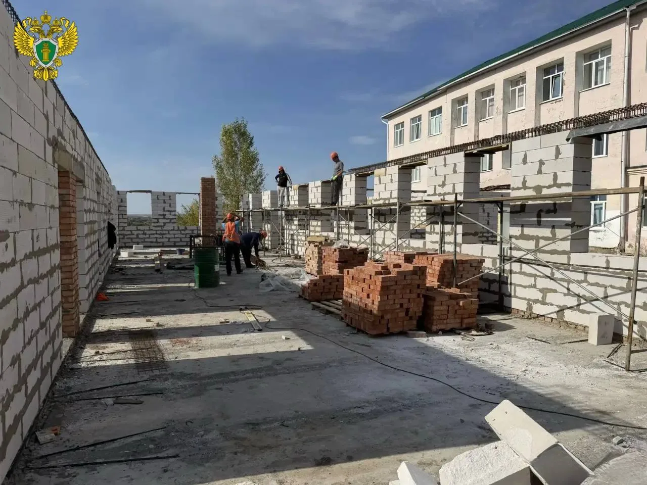 🏫 В Акъяре начали строить столовую для школы, где учатся почти 700 детей