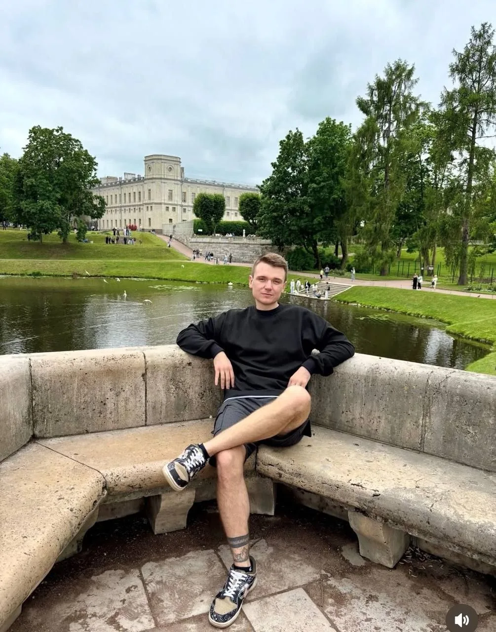 Всем привет, зовут Вадим, 26 лет, Мурино, ищу компанию с кем можно ездить на природу с ...