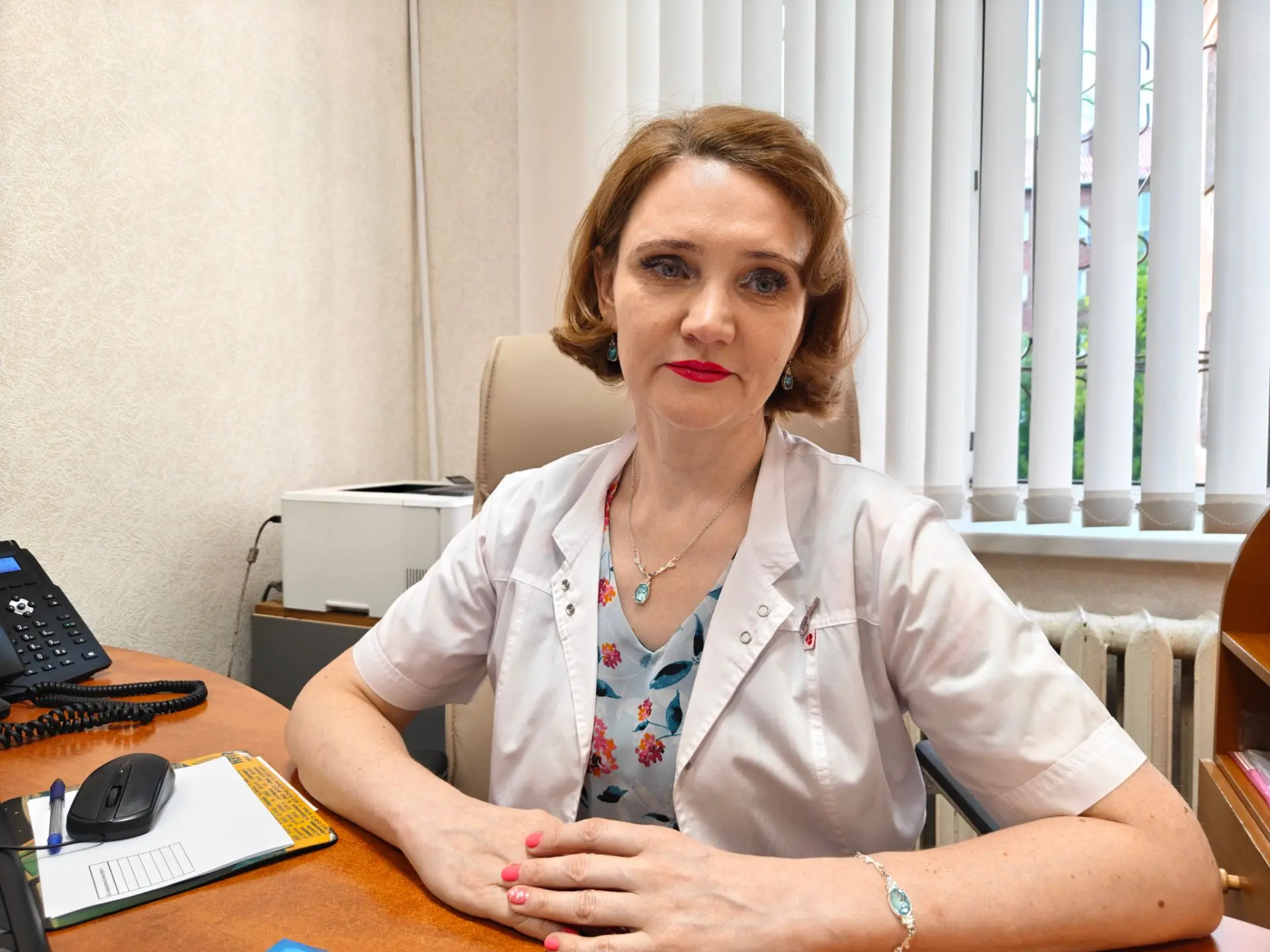 Человек с помощью наркотиков желает получить радость, избавиться от стресса, добиться внутреннего ра