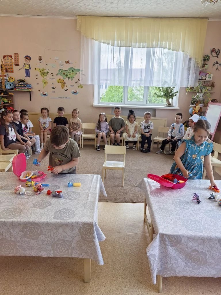 В старшей группе «Йолдызлар» прошло игровое мероприятие, посвящённое Дню медицинской се...