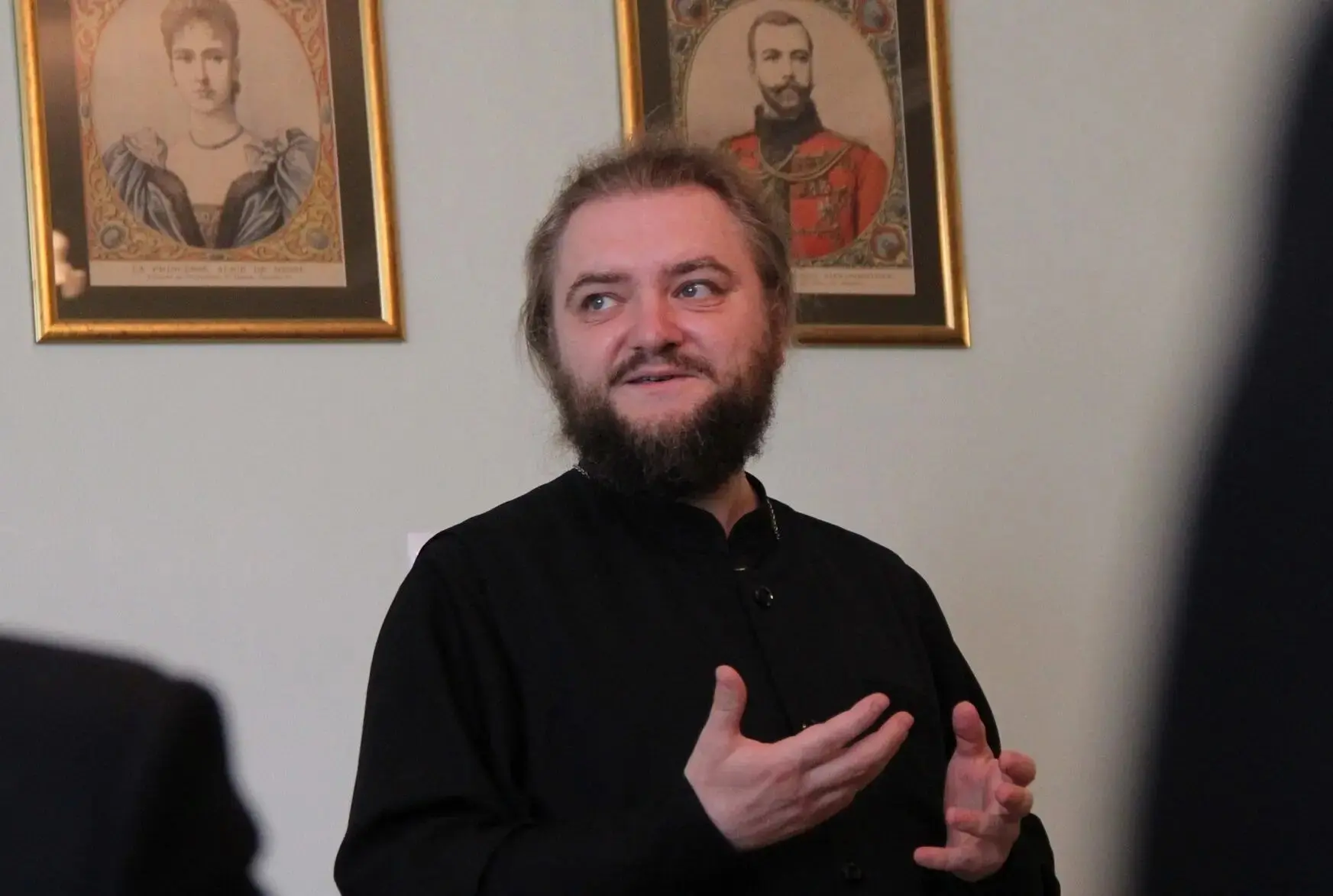 Не жалей о том, что прошло – ни о плохом, ни о хорошем. Живи сейчас. Даже если немало дров наломал, 