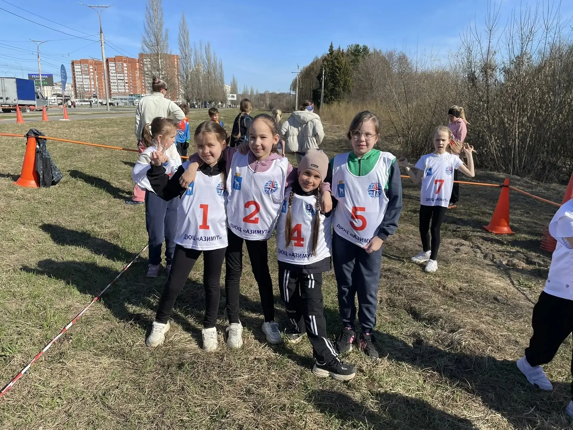 📝16 апреля орлята 2В класса вместе с Детско-юношеским центром «Азимут» приняли участие в легкоатлети