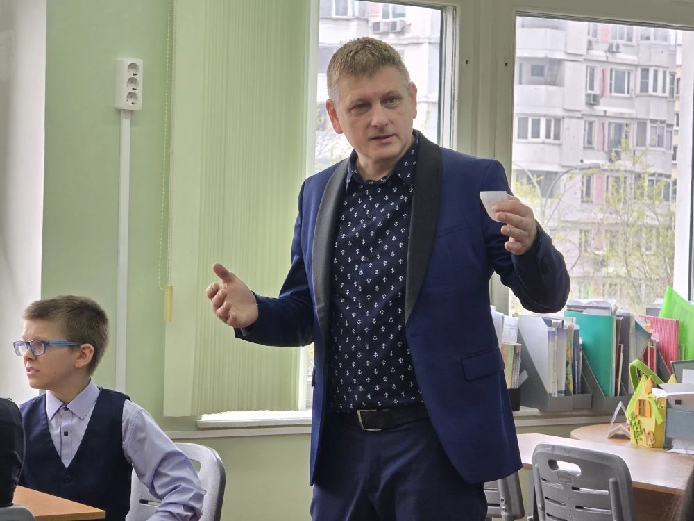 🧠 Эрудиты 5-х классов: битва умов!  В стенах нашей школы кипели нешуточные страсти. Ученики 5-х клас