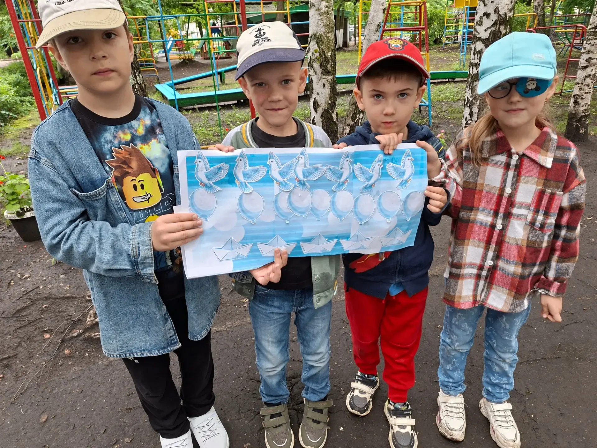27 июля — скорбная дата в календаре. Это День памяти детей — жертв войны в Донбассе. Вчера в нашем д