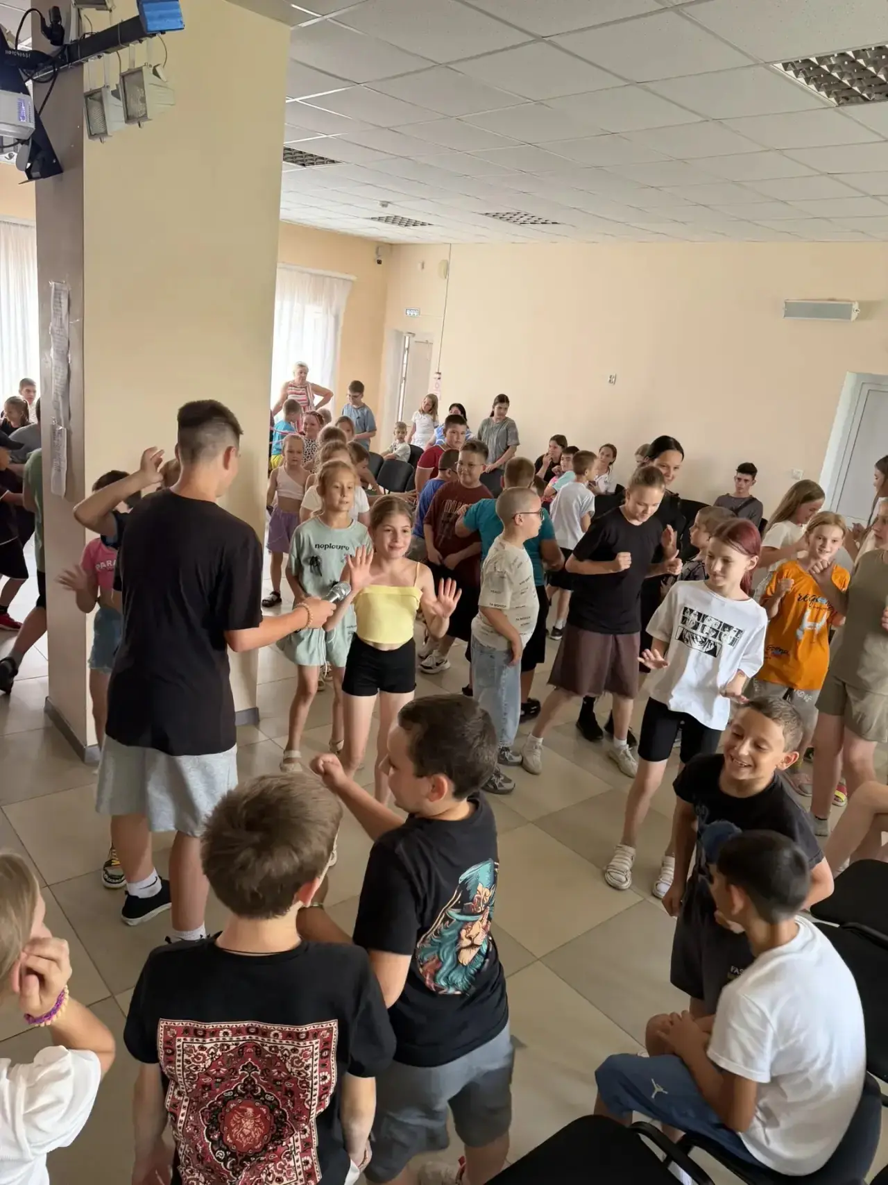 Вот и пролетела вторая неделя в лагере «Солнышко»! ☀️

Кажется, только вчера мы знакомились, а уже с