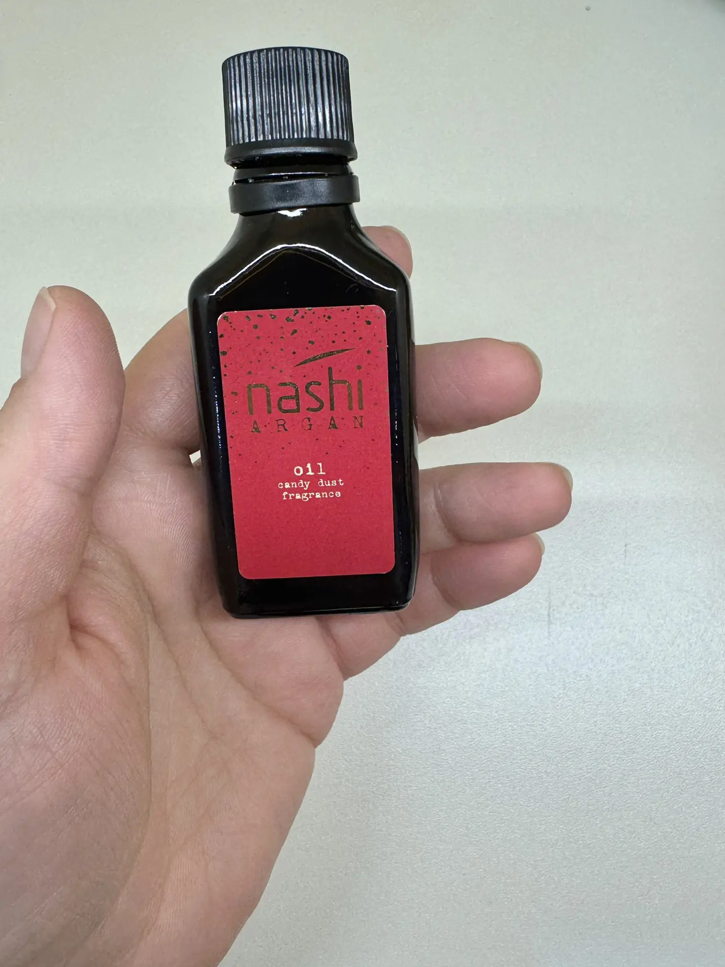 Nashi Argan Candy Dust Oil — масло для волос.