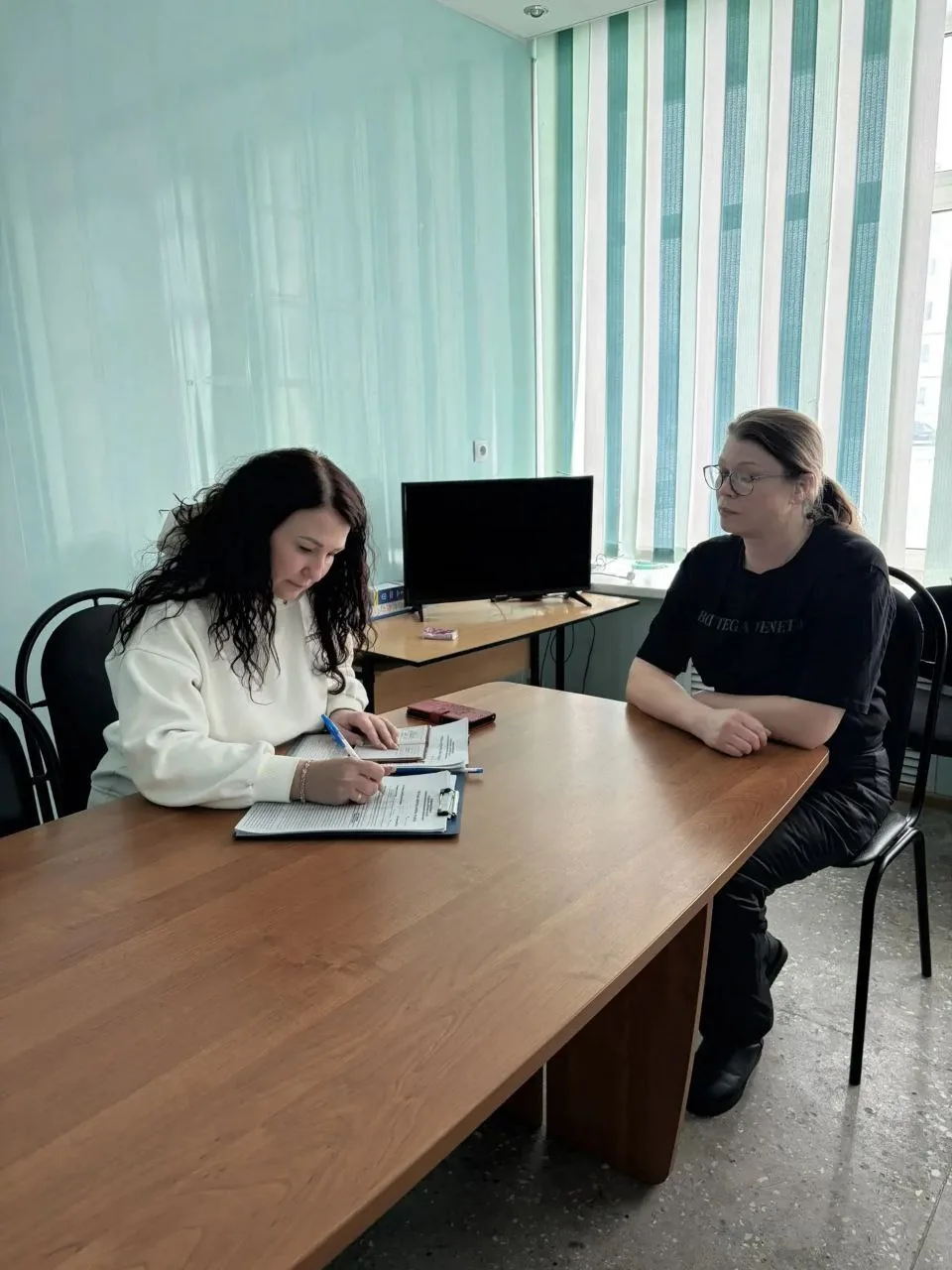 Государственная жилищная инспекция Амурской области приняла участие в работе мобильной приёмной Губе