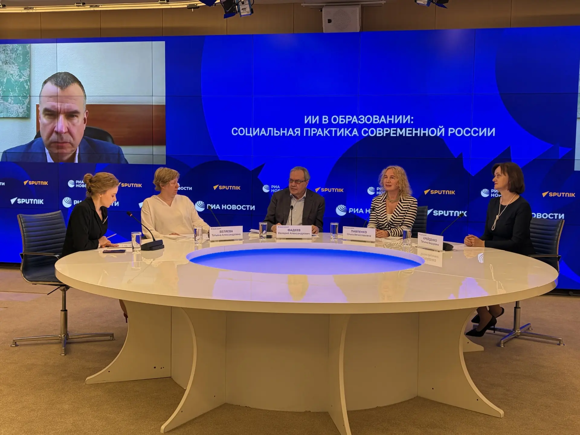 Глава СПЧ заявил о возможности возвращения в школу устных экзаменов по важнейшим предме...