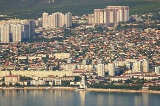 Массированная атака ВСУ на Краснодарский край привела к жертвам и разрушениям. В Новоро...