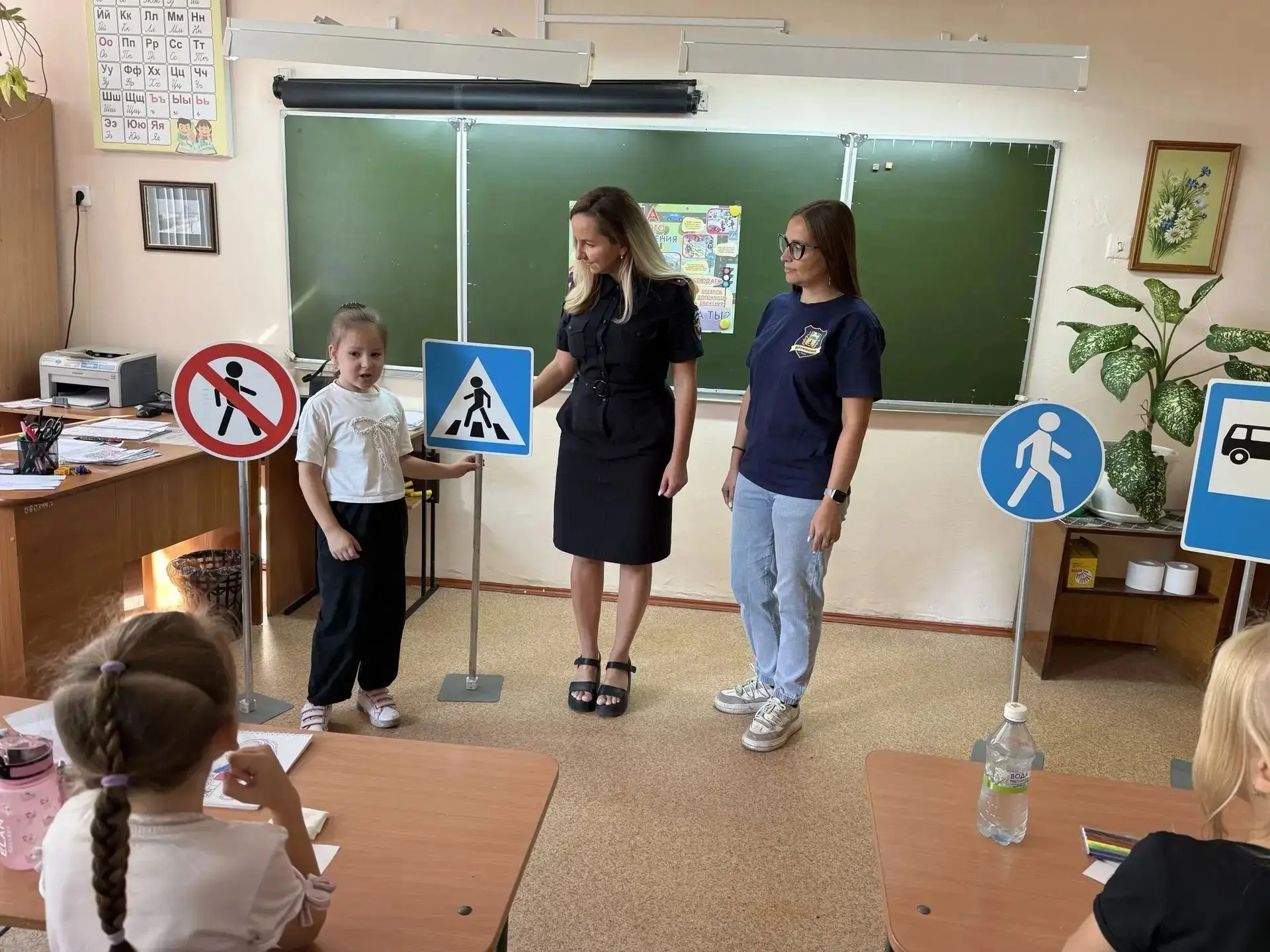 🚦📚 Азбука дорожного движения в нашем пришкольном лагере! 🎨✨