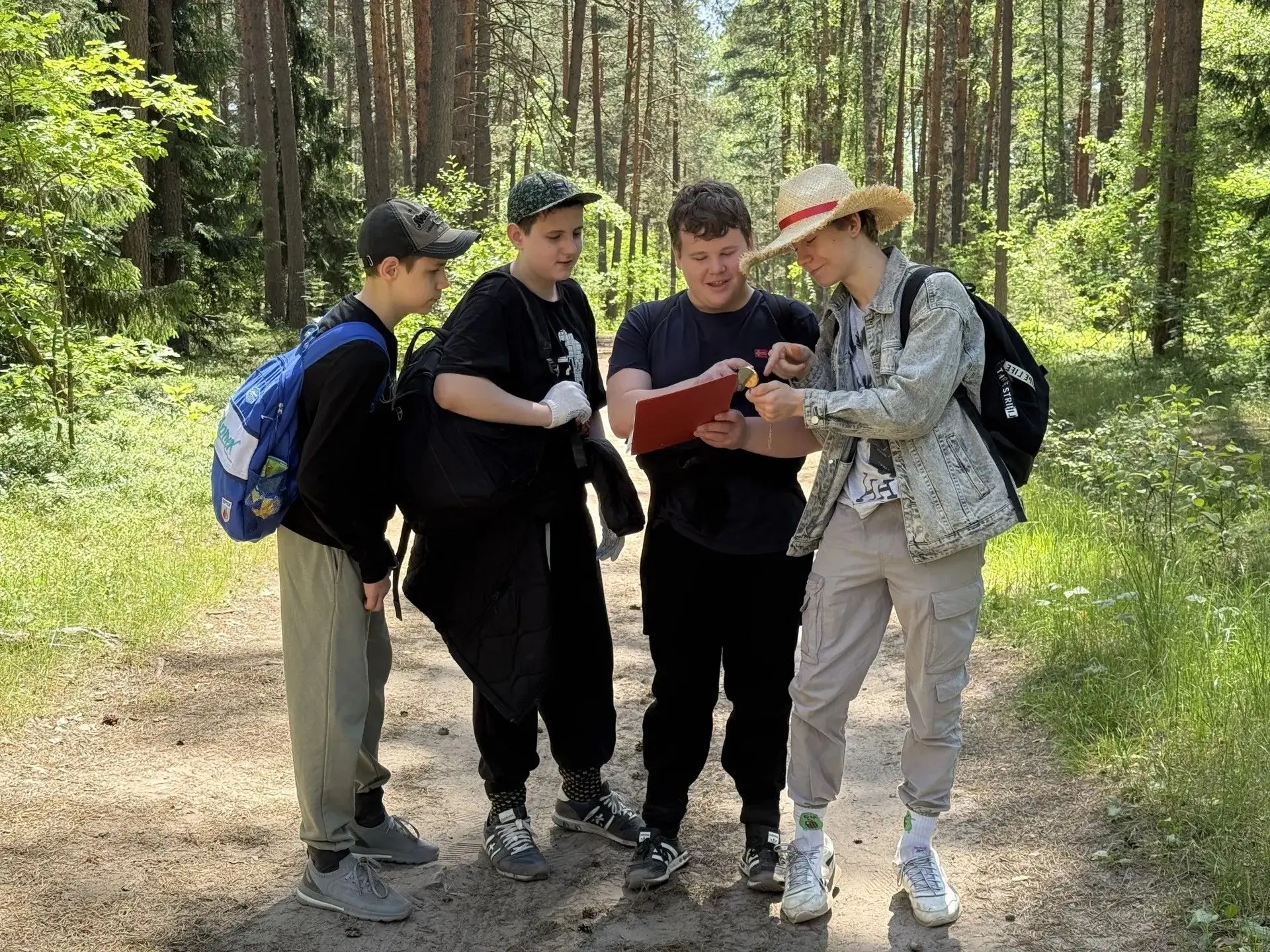 Полевая школа естественно-научных открытий
 
«Природа — это вечный источник мысли и радости для чело