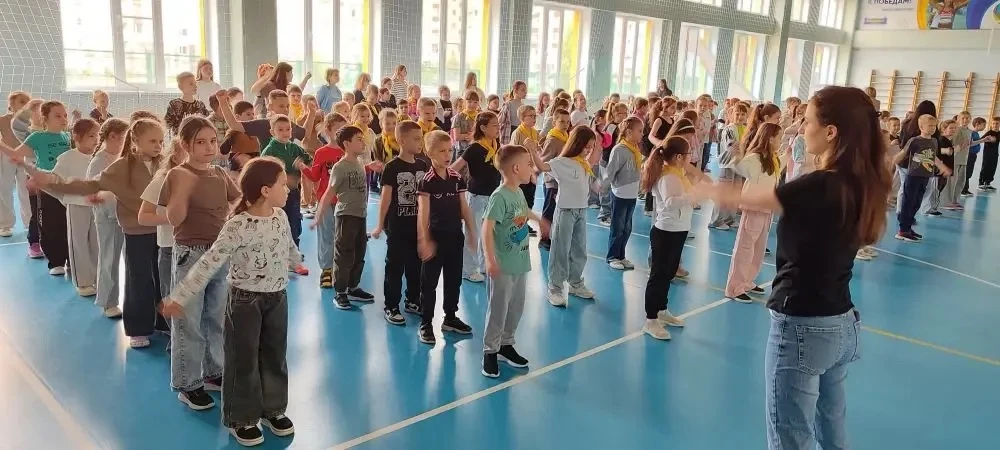 Лето только началось, а у нас уже – ураган событий 🎉

Первая неделя школьного лагеря СОЛНЕЧНЫЙ выда