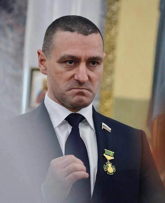 Ты кто такое, чучело? Подборка огненных цитат депутата ГД Ильтякова. Парламентарий, то ...