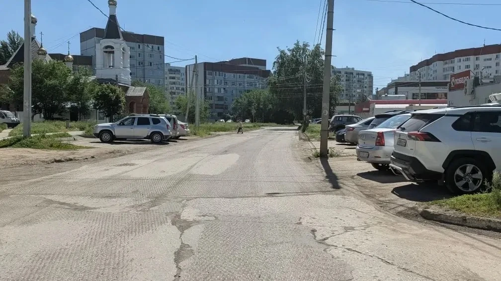 На набережной Леонова в Балакове завершили ремонт дороги и открыли движение  В Балакове завершен рем