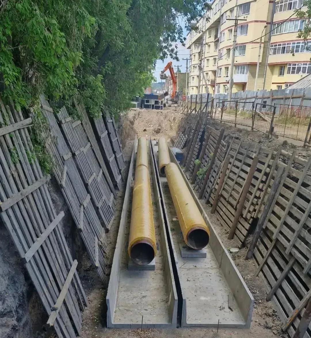 🏗 Реконструкция тепловой сети по улице Петрова ведется в рамках программы комплексного развития гор