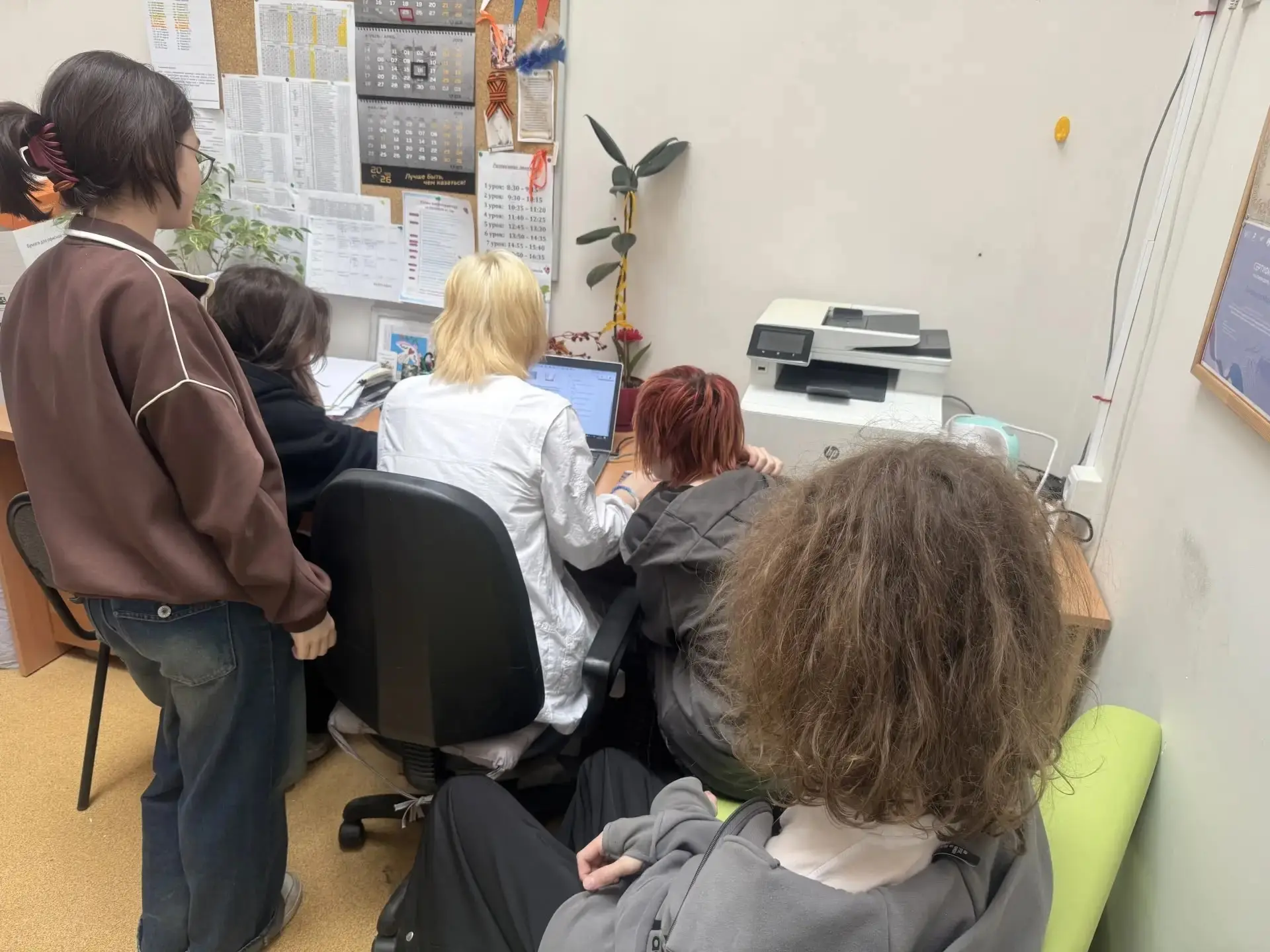 🥰 Марафон счастья  📍 Новаторов, 28 📍 Новаторов, 34к2 📍 Академика Челомея, 6А  ☀ Весной солнышко свет