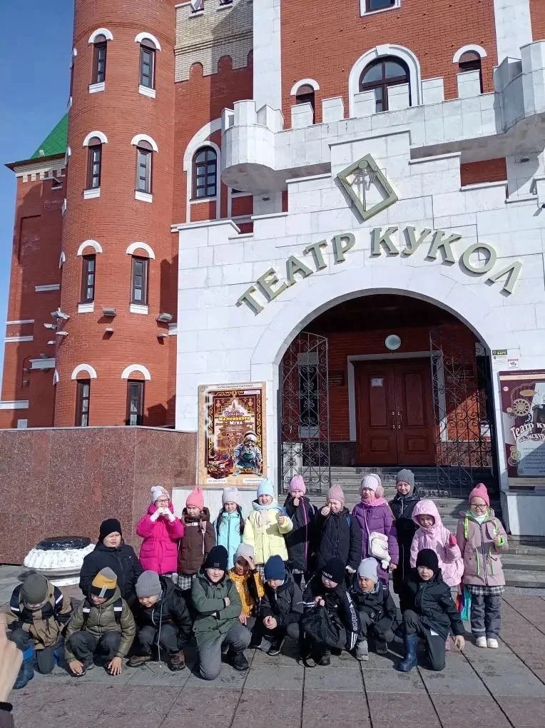 День театра!   Каждый год во всем мире отмечают Всемирный день театра. Это праздник, посвящённый иск
