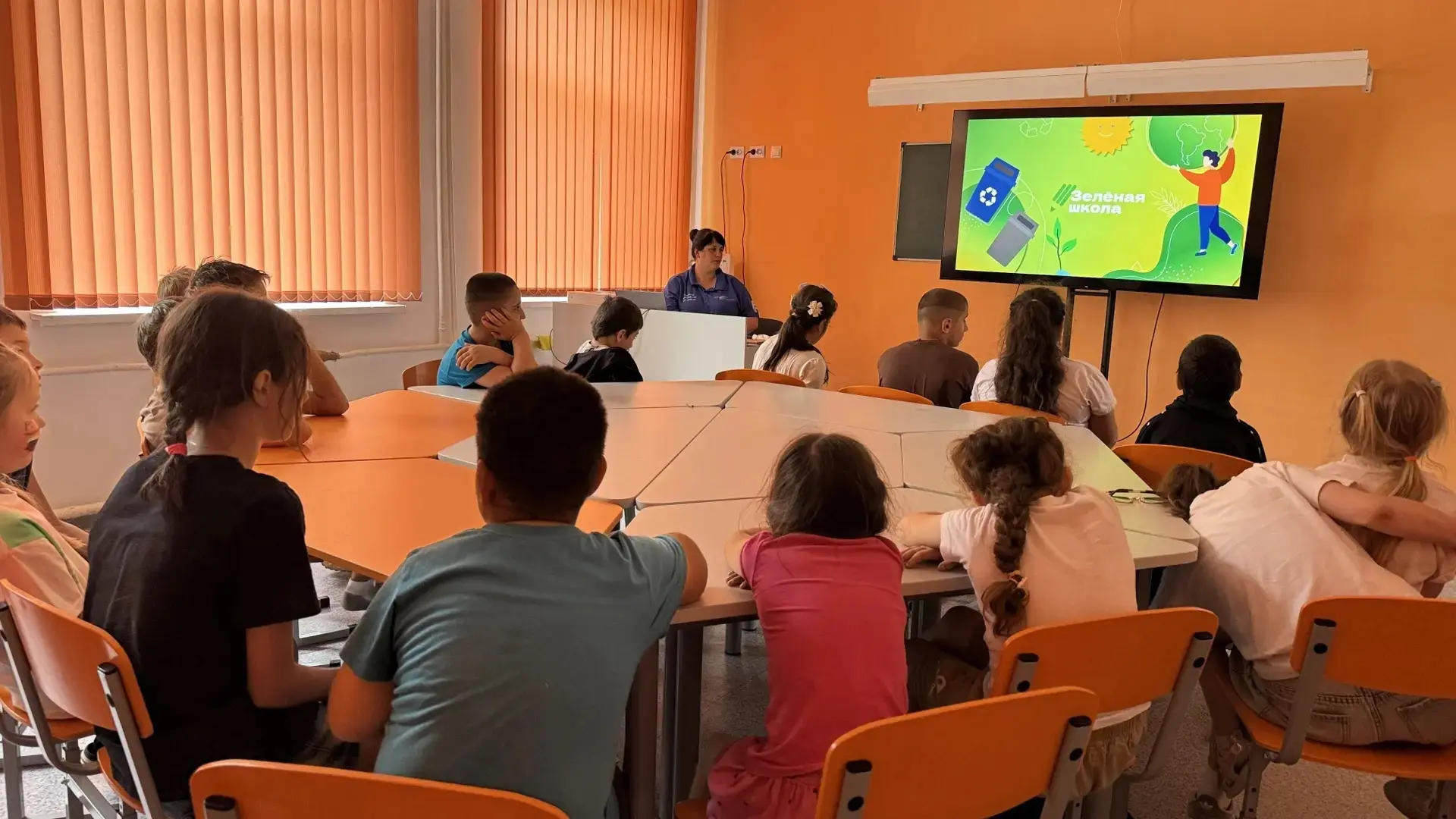 🌿 Становимся эко-экспертами в «Зеленой школе»!

Сегодня в нашем лагере прошел очень важный экологич