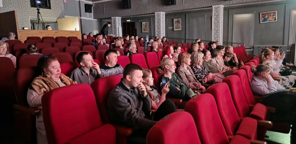 Вся жизнь - игра, а люди в ней – актеры  В Центральном доме культуры отметили Всемирный день театра 